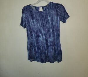 Lisa Rinna Collection Indigo Short Sleeve Top